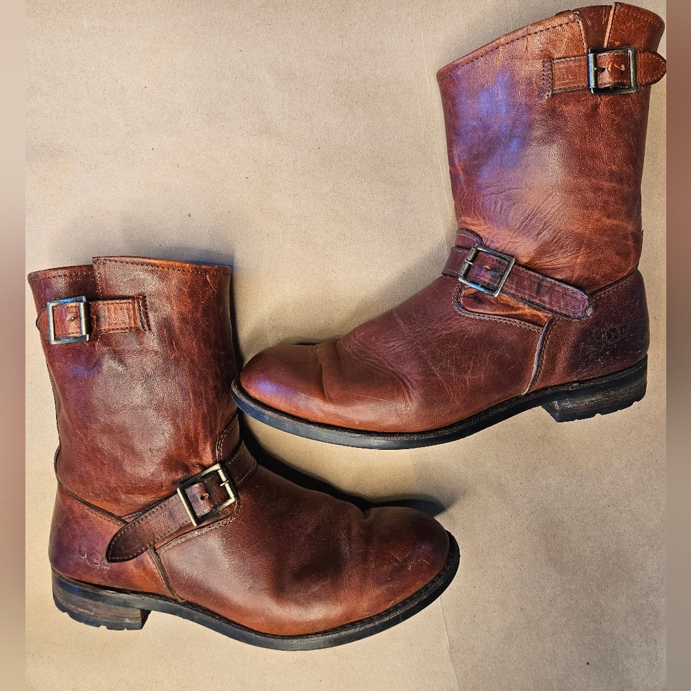 RARE Vintage UGG Men engineer boots brown leather. size 12